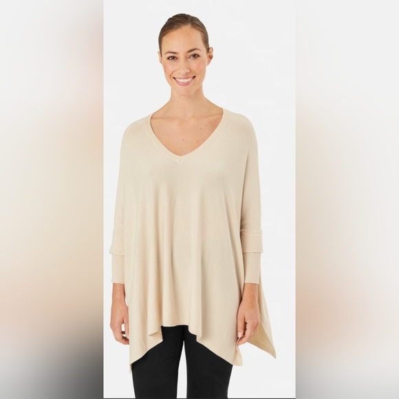 Cream V-Neck Poncho Sweater - Picture 2 of 8
